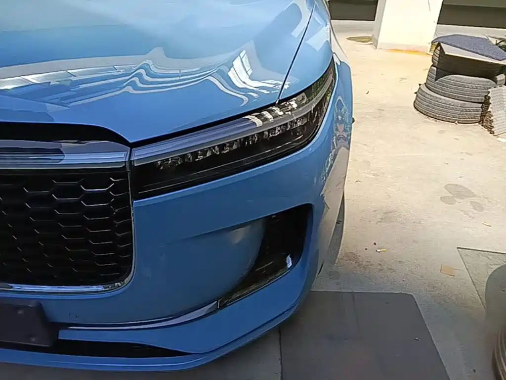 Li Auto Li ONE — миниатюра 24