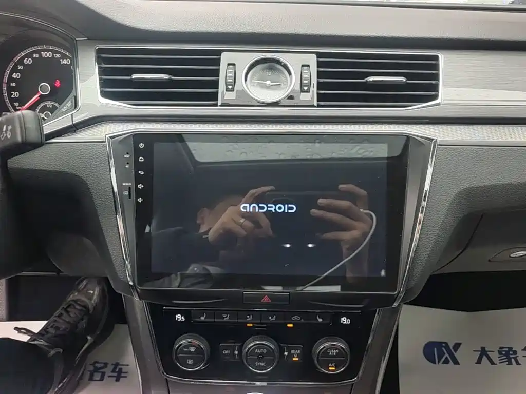 Volkswagen Passat — миниатюра 13