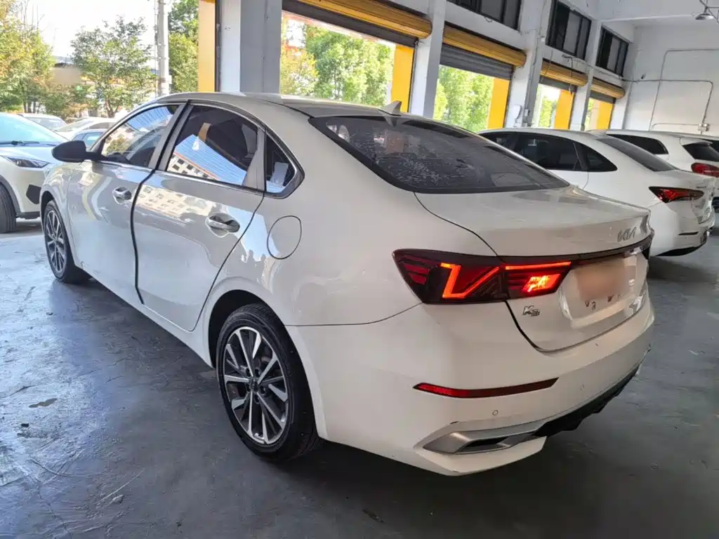 Kia K3 — миниатюра 5