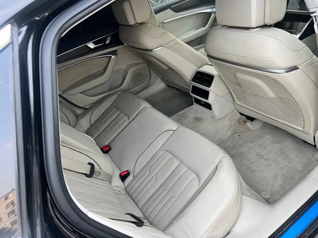 Audi A6L — миниатюра 4