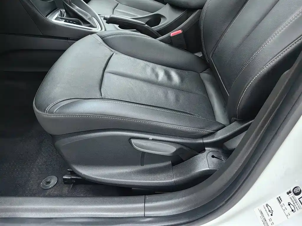 Buick Excelle — миниатюра 20