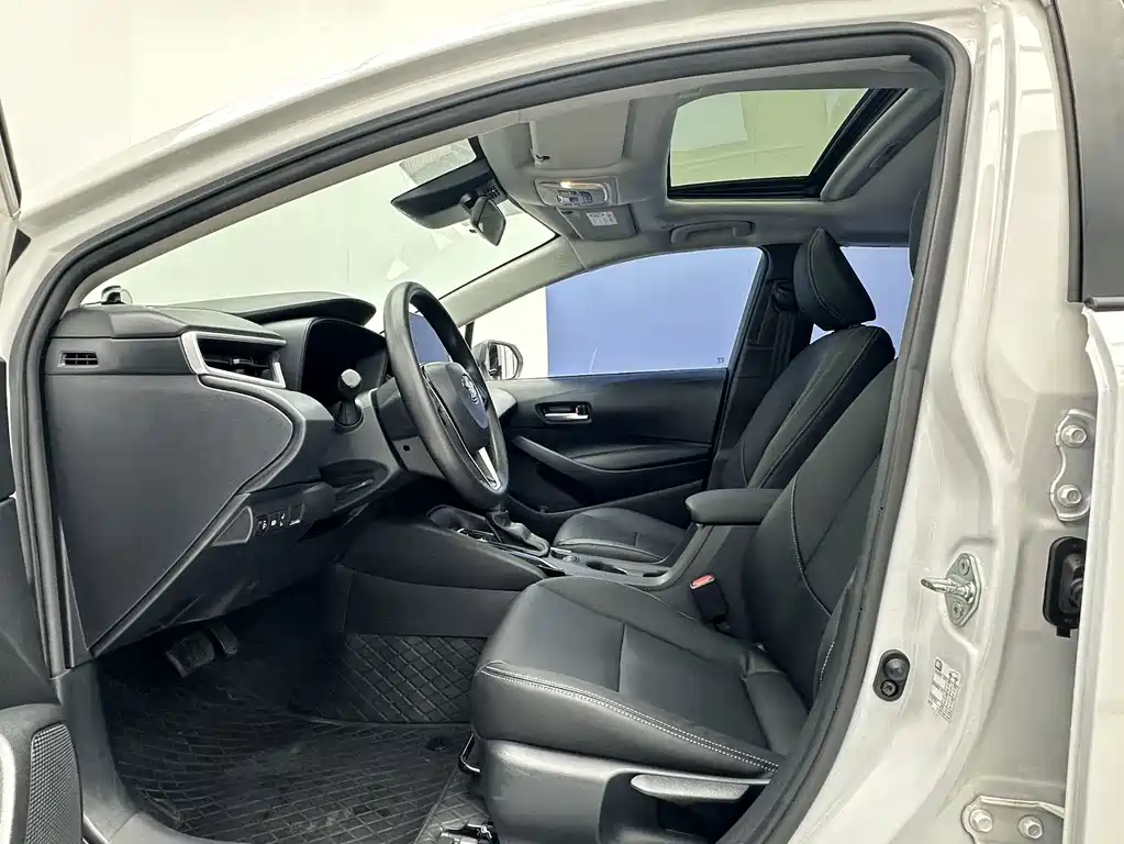 Toyota Corolla — миниатюра 4