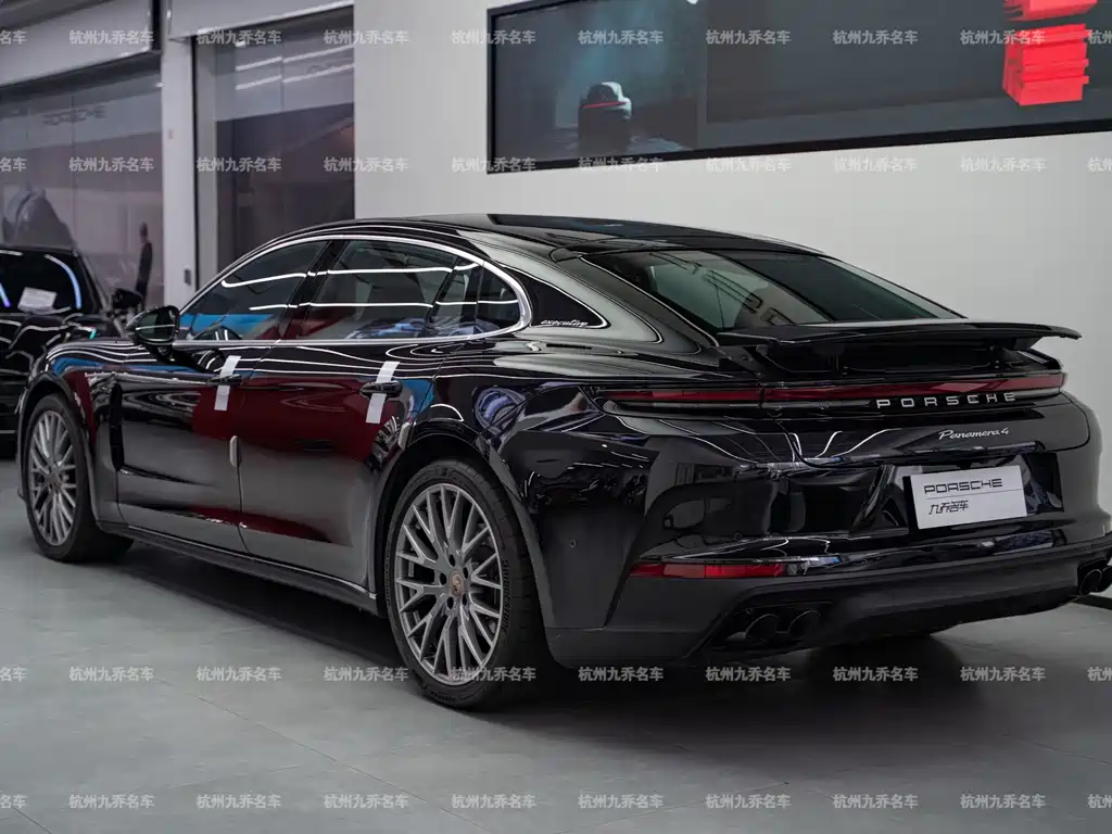 Porsche Panamera — миниатюра 5