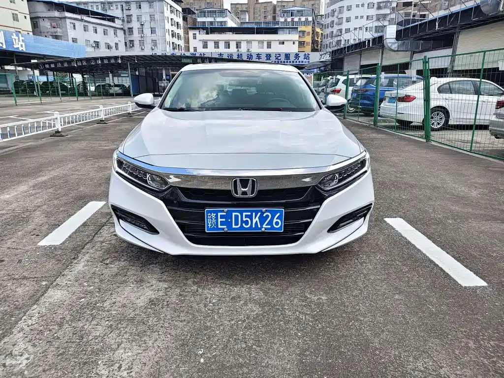 Honda Accord — миниатюра 2