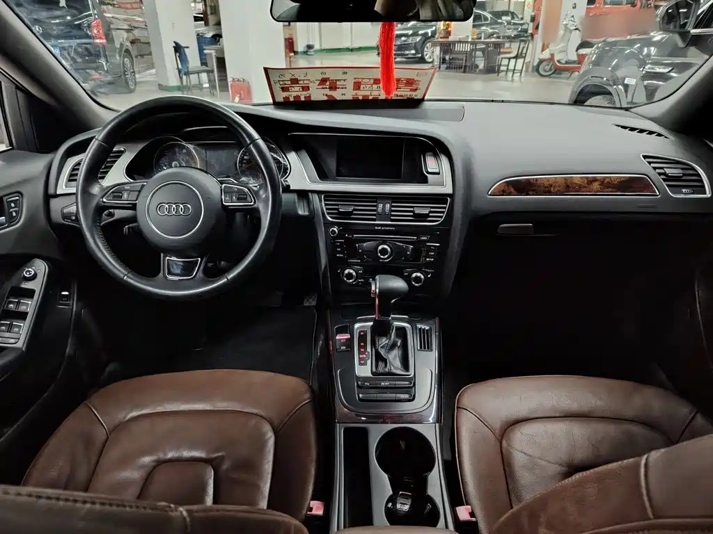 Audi A4L — миниатюра 8