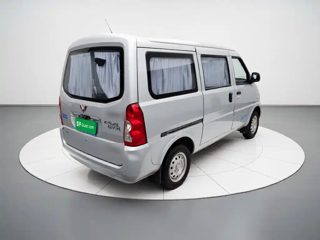 Wuling Rongguang — миниатюра 6