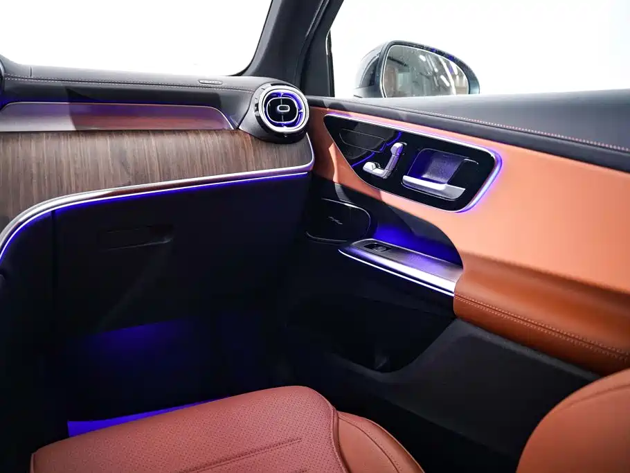 Mercedes-Benz GLC — миниатюра 25