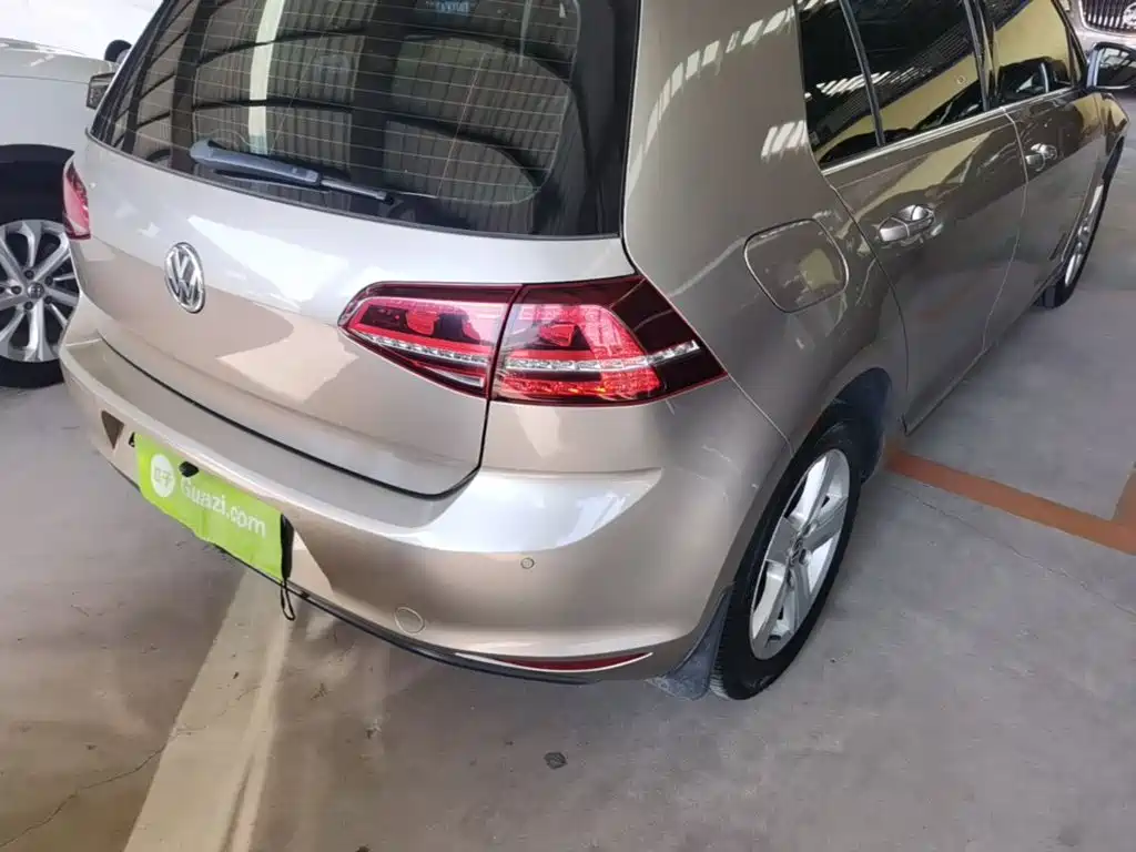 Volkswagen Golf — миниатюра 8