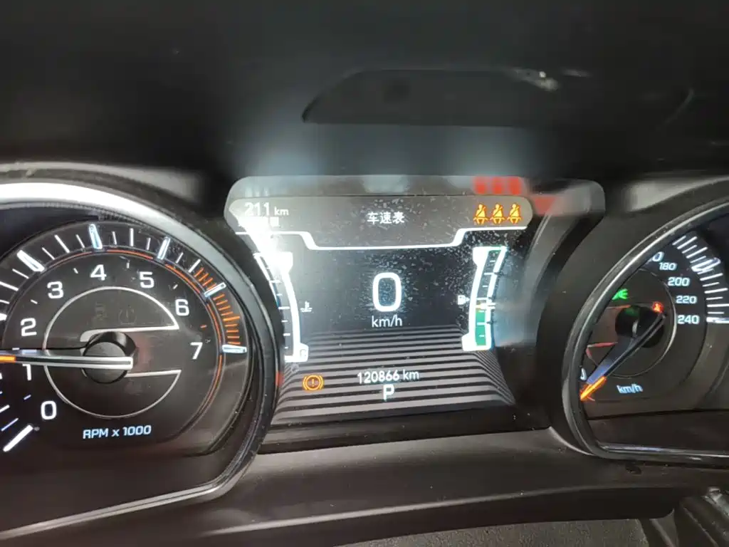 Jeep Grand Commander — миниатюра 12