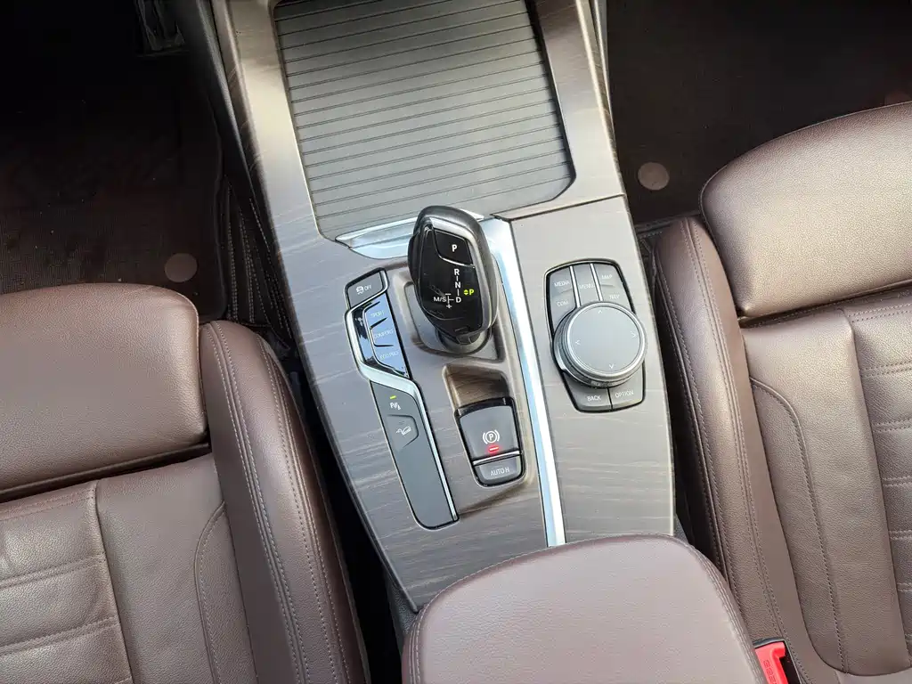 BMW X3 — миниатюра 10
