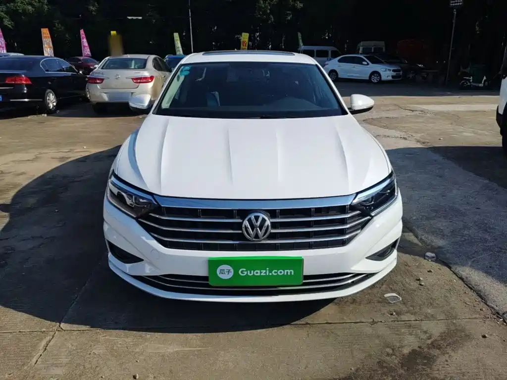 Volkswagen Sagitar — миниатюра 3