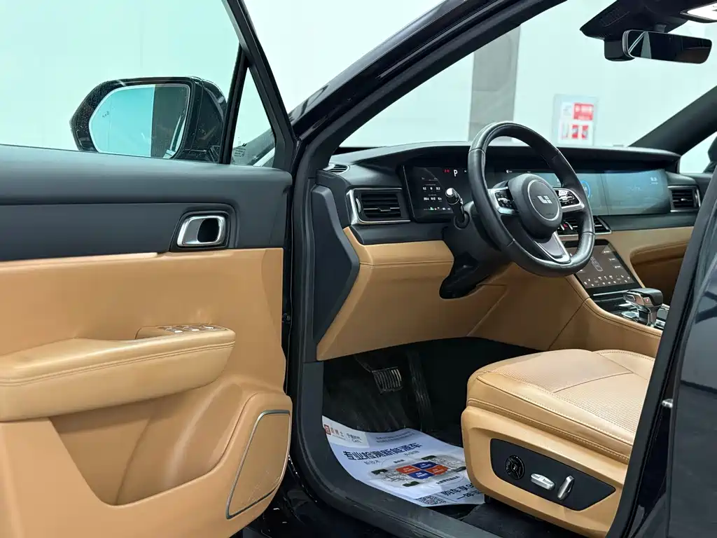 Li Auto Li ONE — миниатюра 9