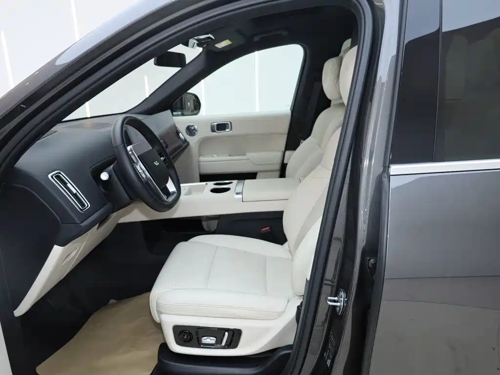Li Auto Li L8 — миниатюра 10