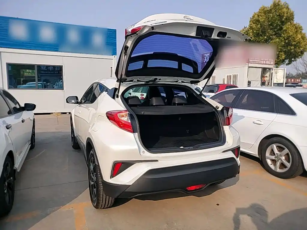 Toyota C-HR — миниатюра 19