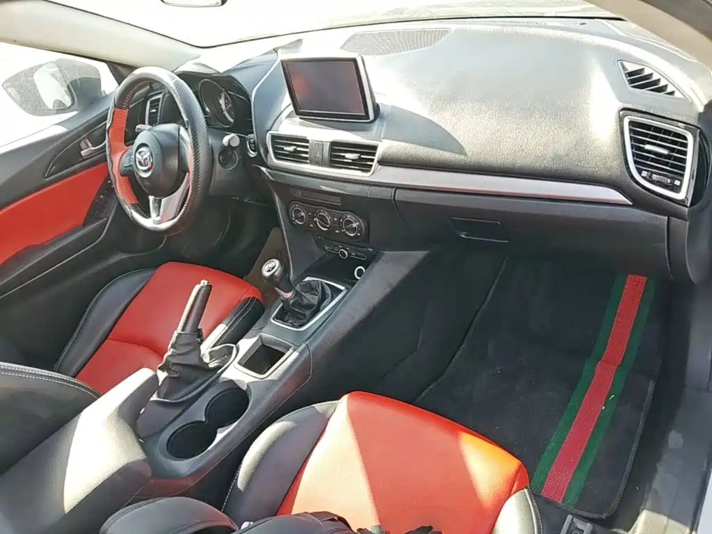 Mazda 3 Axela — миниатюра 10
