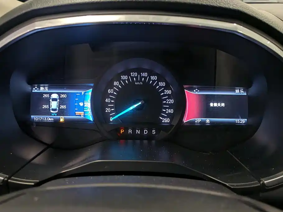 Ford Edge — миниатюра 14
