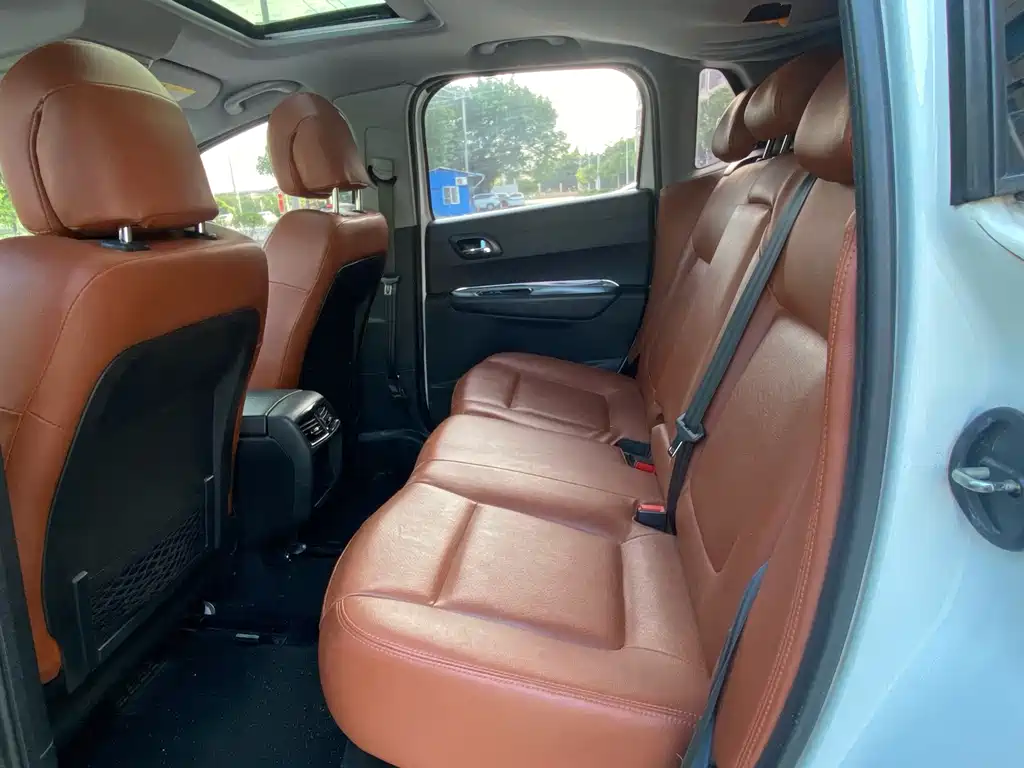 Peugeot 3008 — миниатюра 4