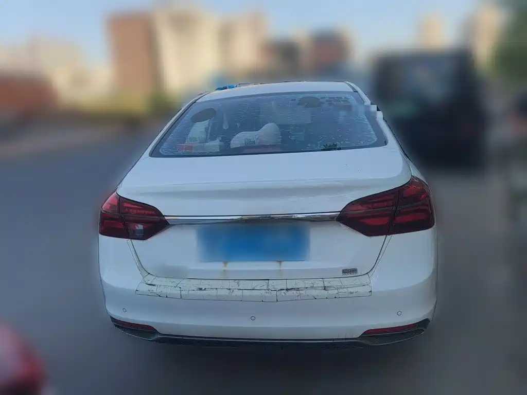 Geely Emgrand — миниатюра 3