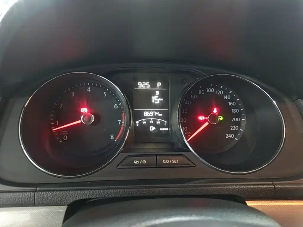 Volkswagen Lavida — миниатюра 12