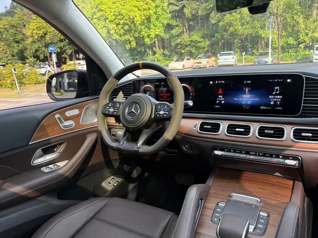Mercedes-Benz GLE New Energy — миниатюра 11