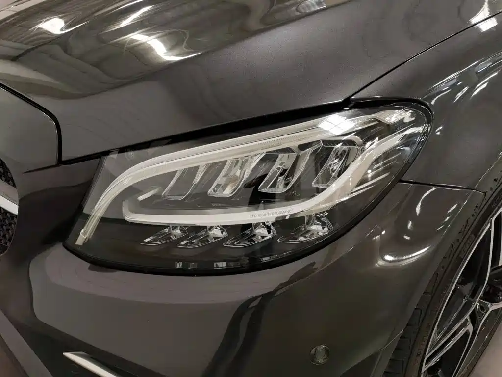 Mercedes-Benz C-Class — миниатюра 7
