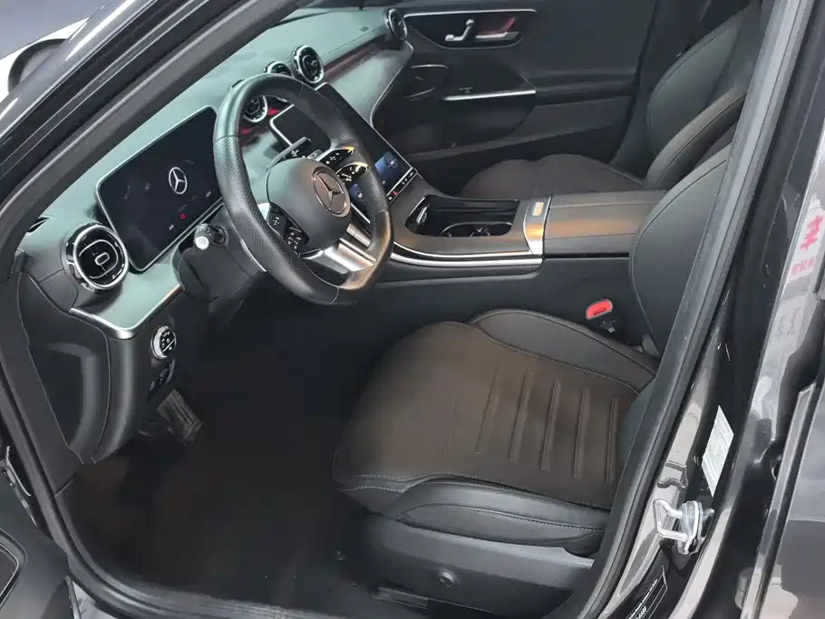 Mercedes-Benz C-Class — миниатюра 9