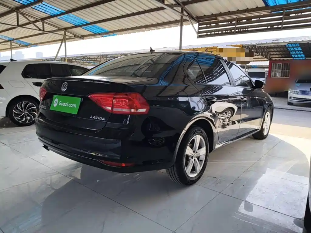 Volkswagen Lavida — миниатюра 7
