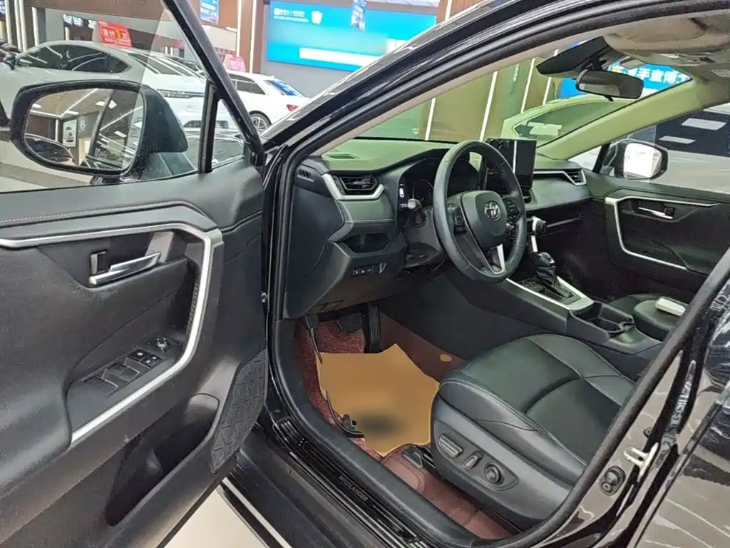 Toyota Wildlander — миниатюра 16