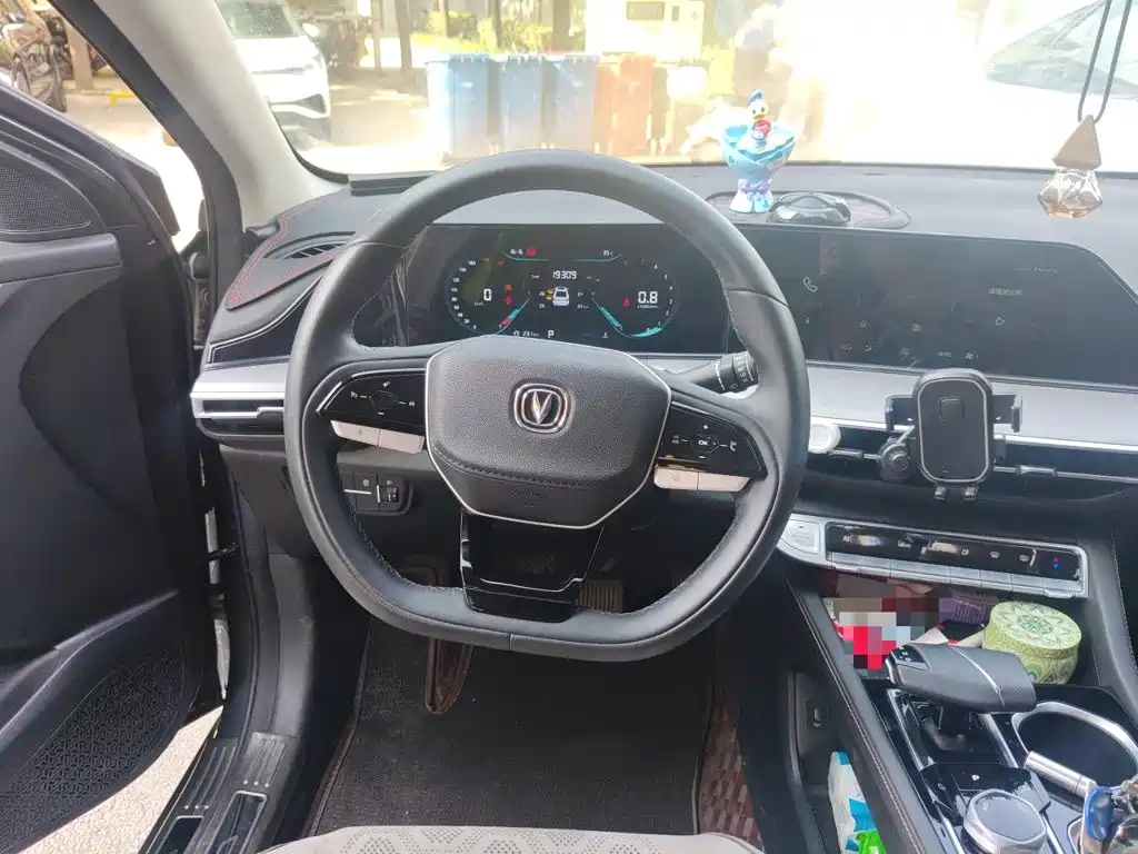 Changan Eado — миниатюра 3