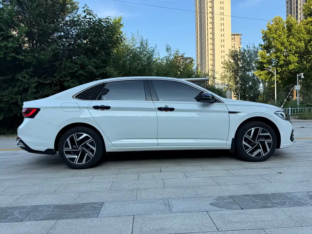 Volkswagen Sagitar — миниатюра 14