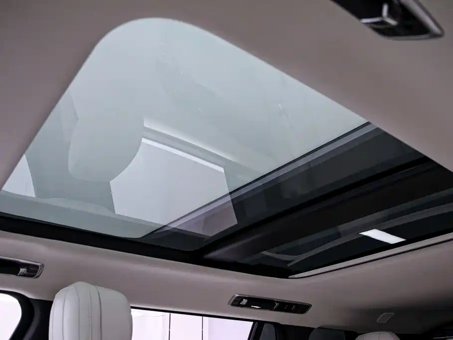 Land Rover Range Rover — миниатюра 11