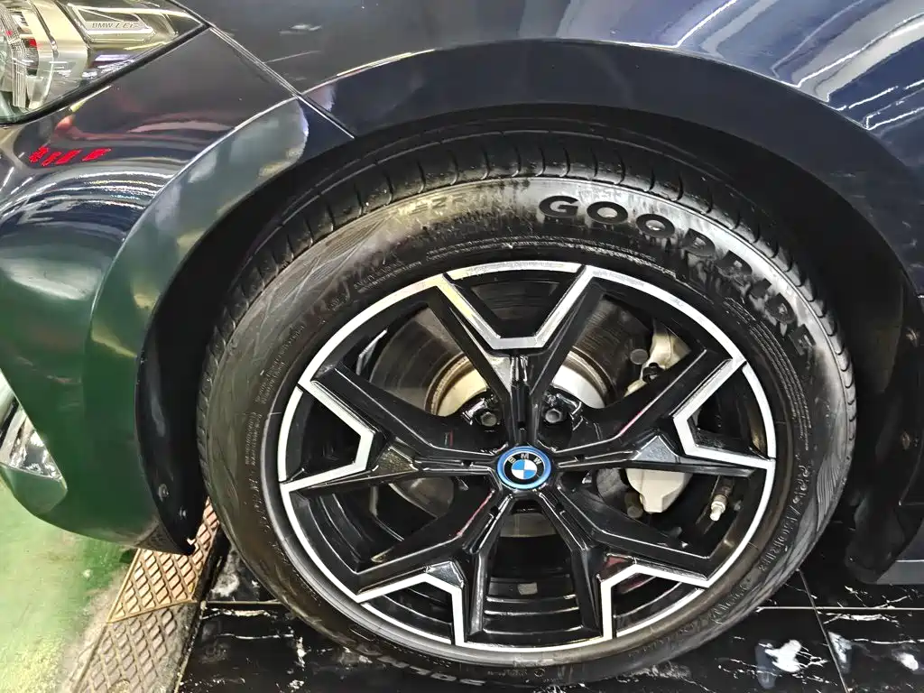 BMW i3 — миниатюра 23