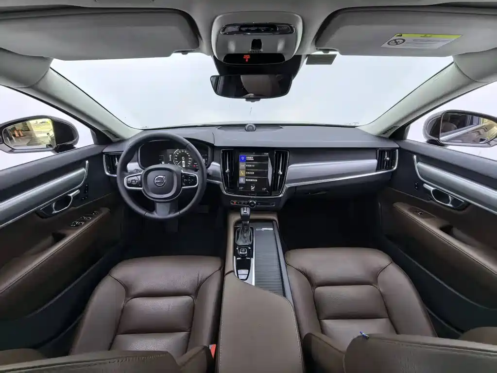 Volvo S90 — миниатюра 12