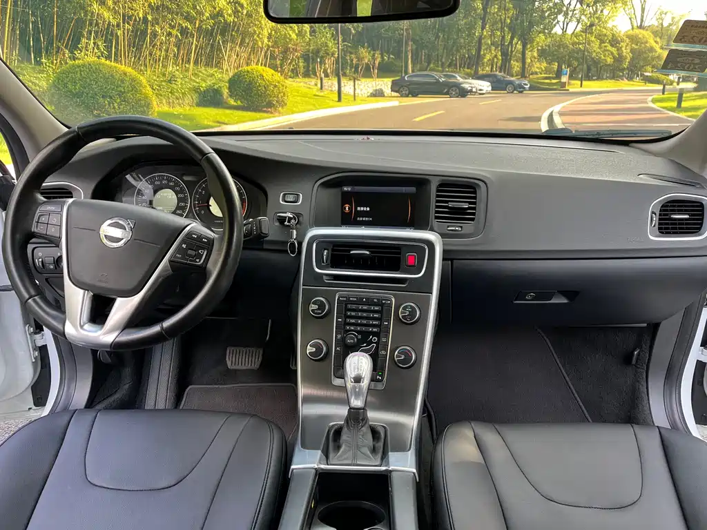 Volvo S60 — миниатюра 12