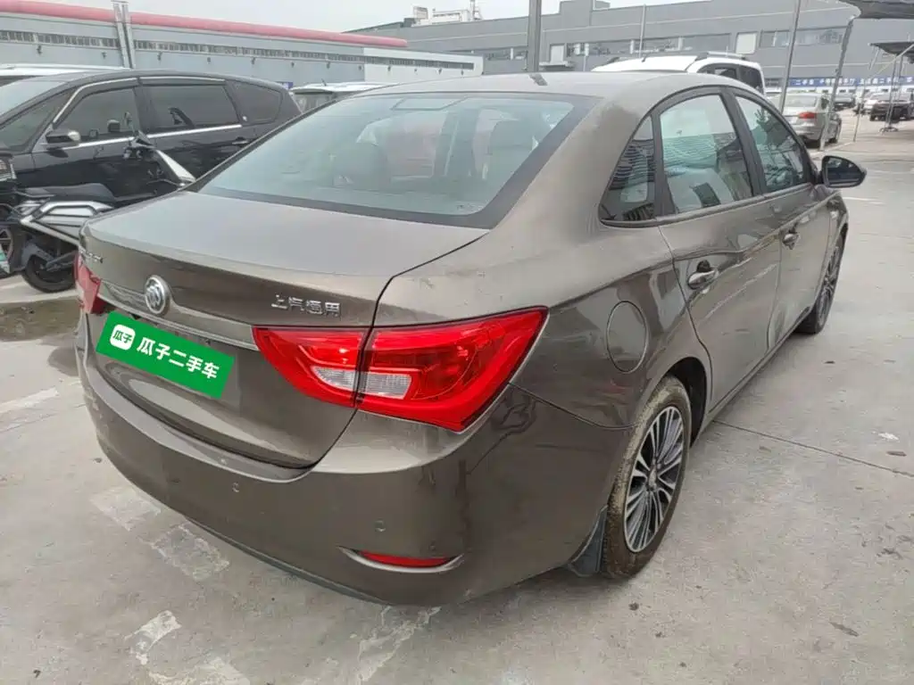 Buick Excelle — миниатюра 7