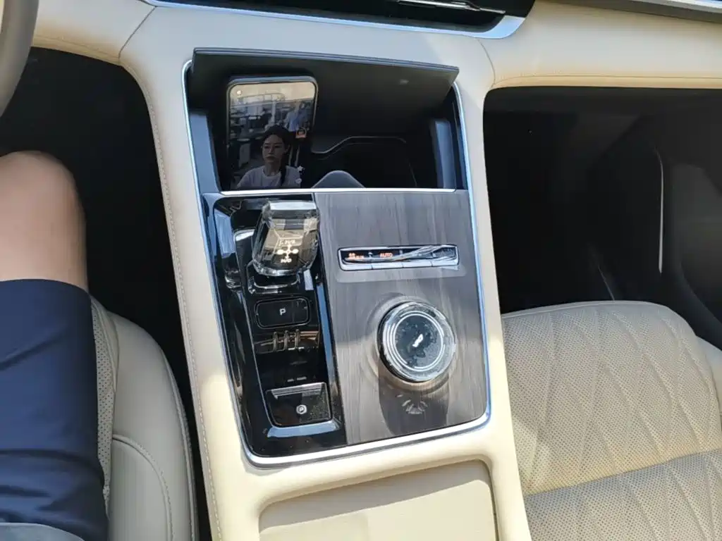 Geely Xingyue L — миниатюра 14