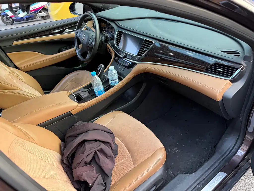 Buick LaCrosse — миниатюра 12