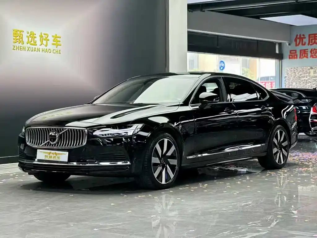 VOLVO S90 PLUG IN HYBRID