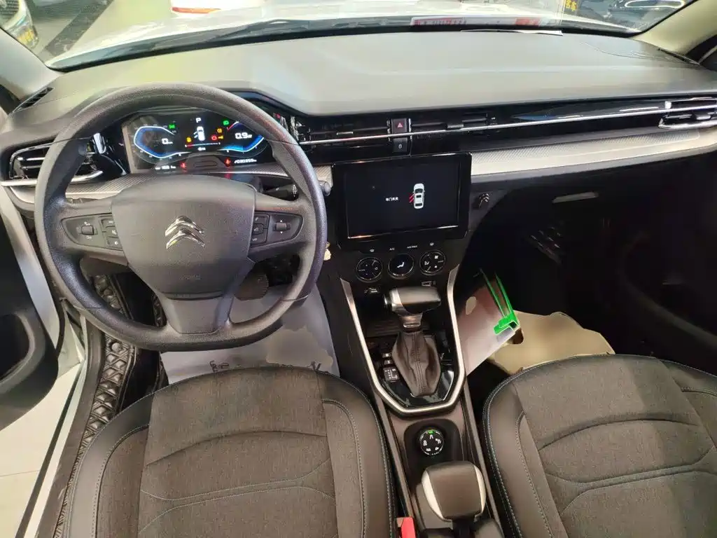 Citroen C3-XR — миниатюра 6