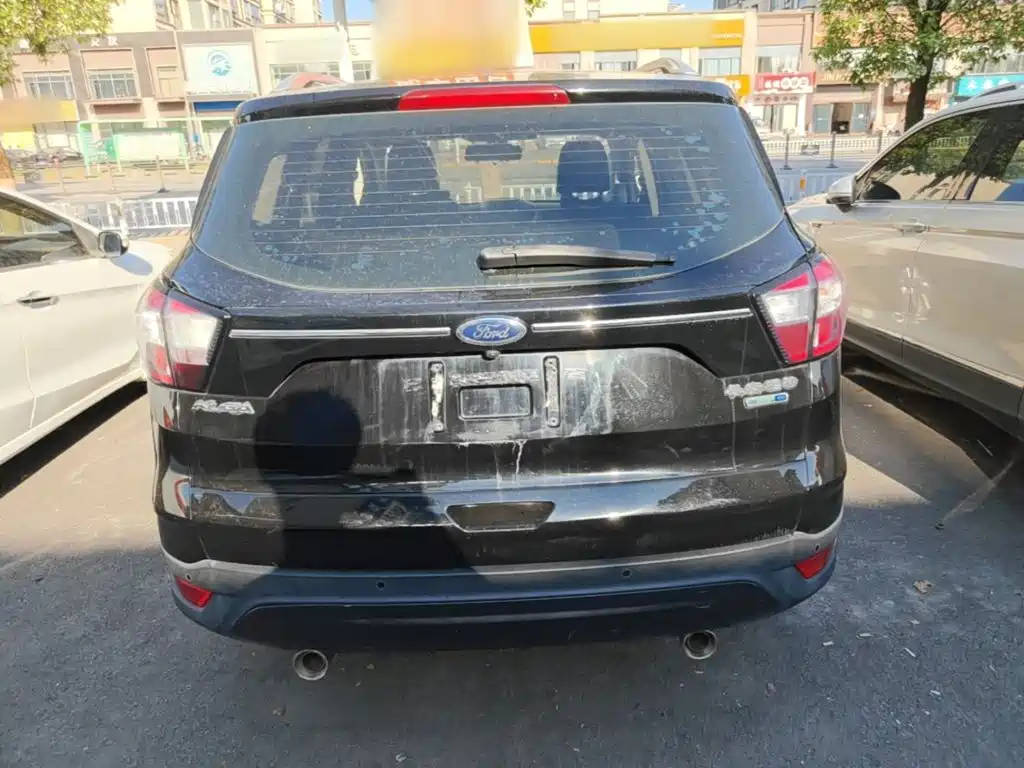 Ford Kuga — миниатюра 6