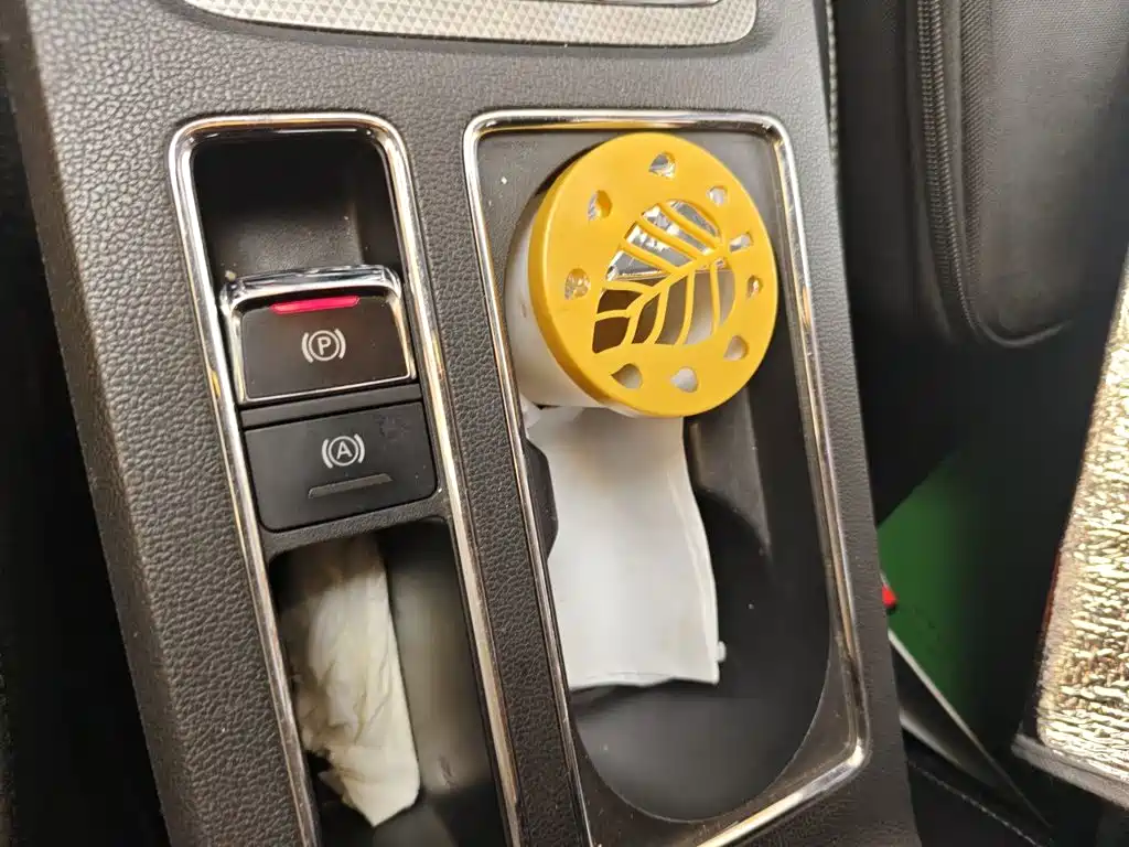 Roewe Roewe i6 Classic — миниатюра 12
