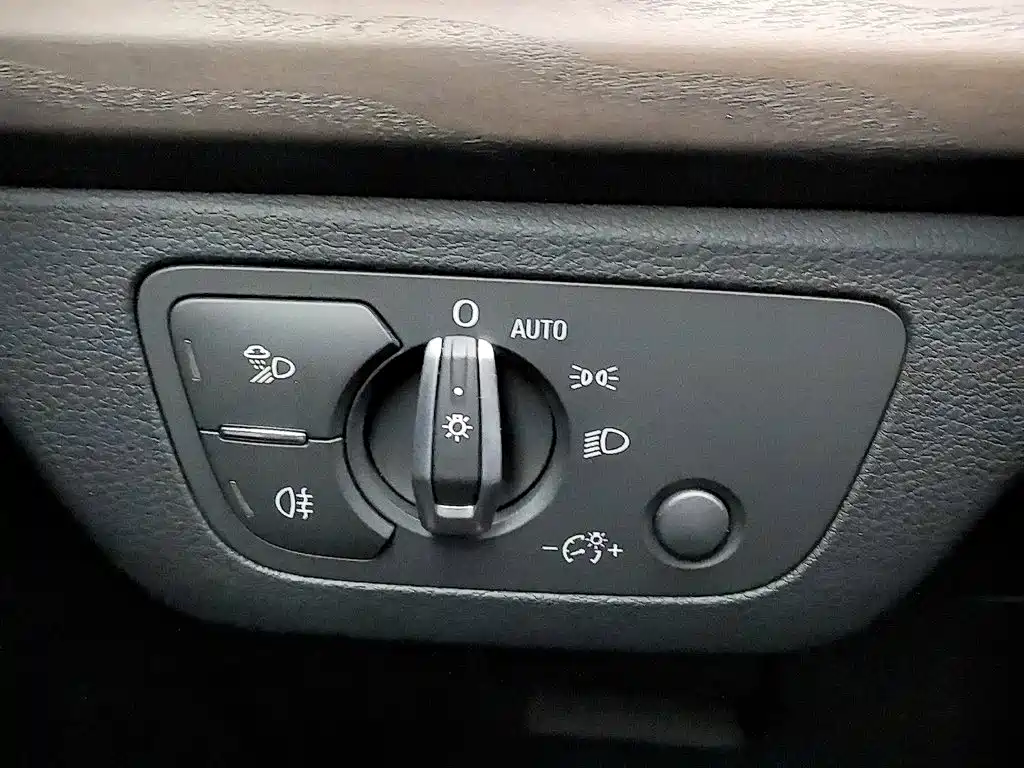 Audi Q5L — миниатюра 21