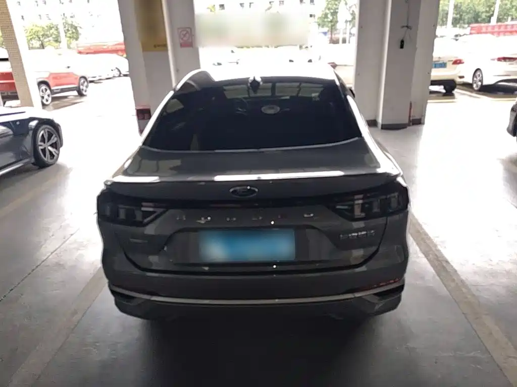 Ford Mondeo — миниатюра 6
