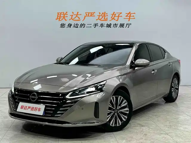 NISSAN TEANA