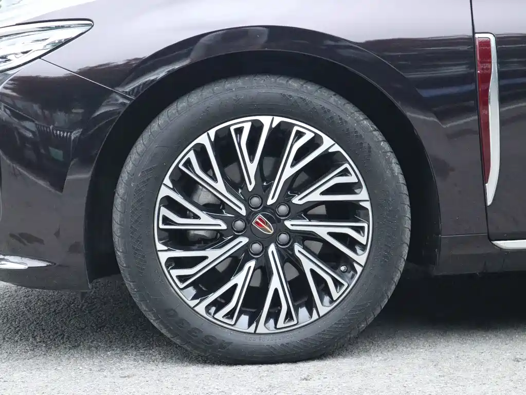 Hongqi Hongqi H5 — миниатюра 7