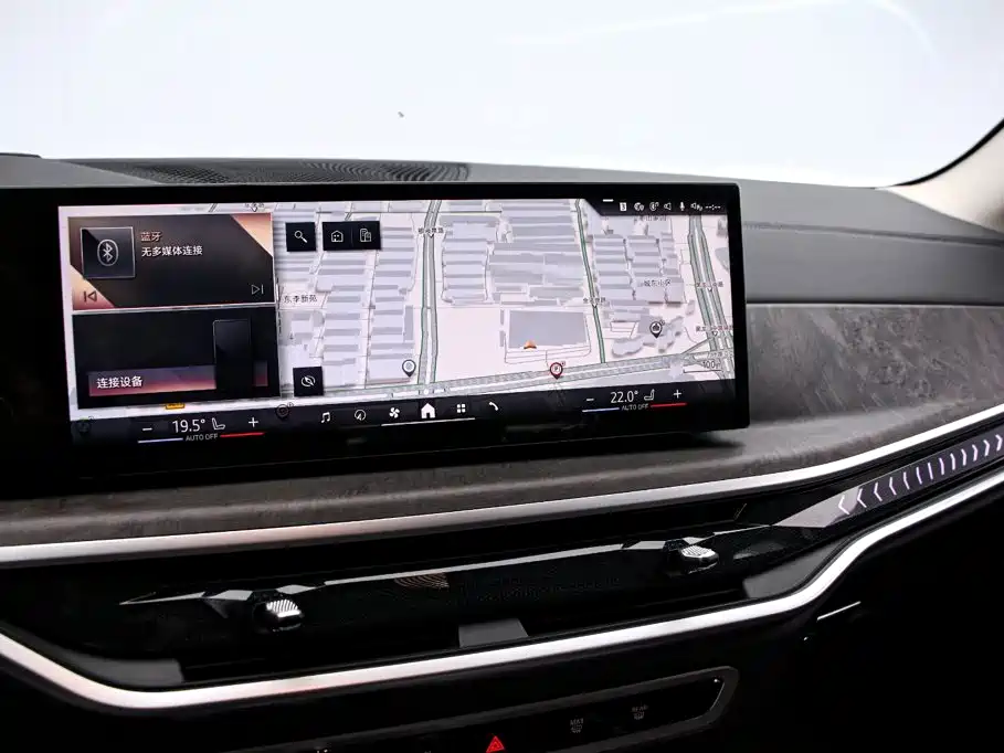 BMW X5 — миниатюра 8