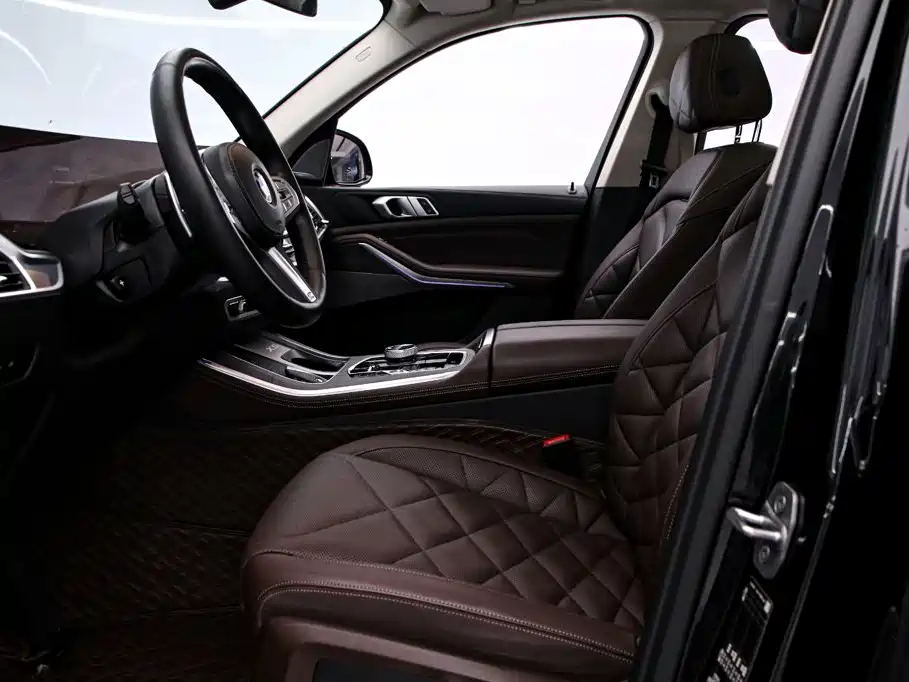 BMW X5 — миниатюра 13