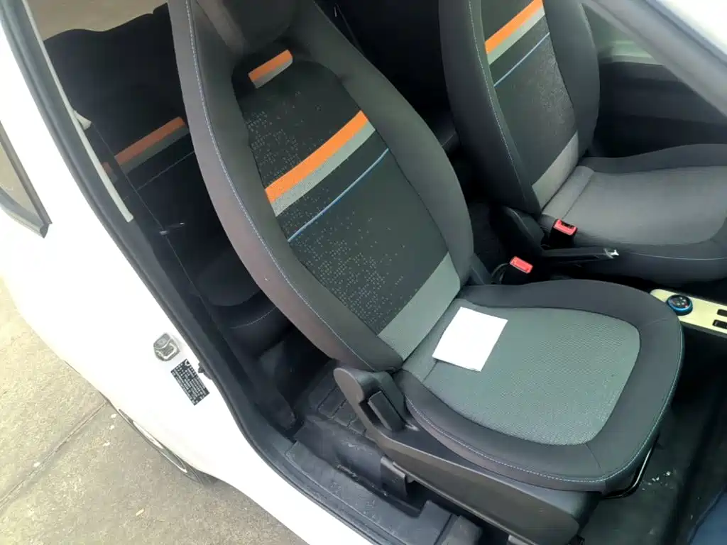 Wuling MINIEV — миниатюра 25