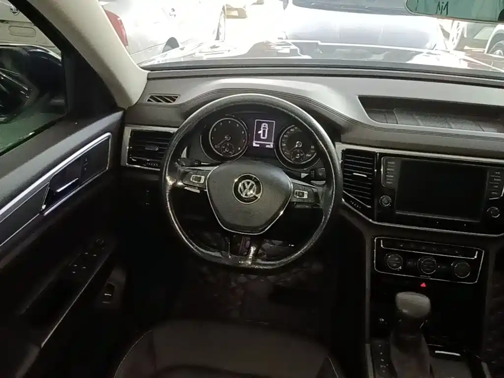 Volkswagen Teramont — миниатюра 11