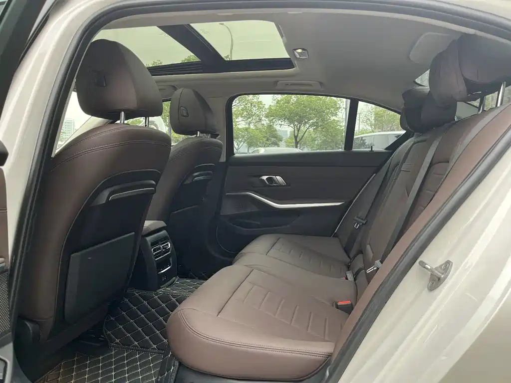BMW 3 Series — миниатюра 16